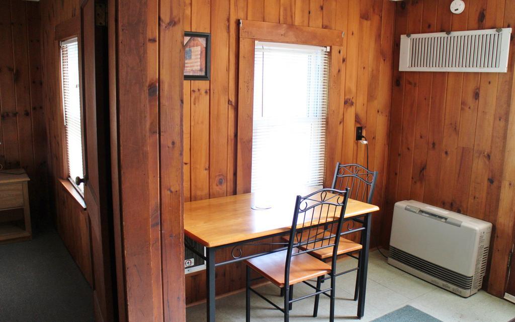 Pine Valley Cabins Thornton 部屋 写真