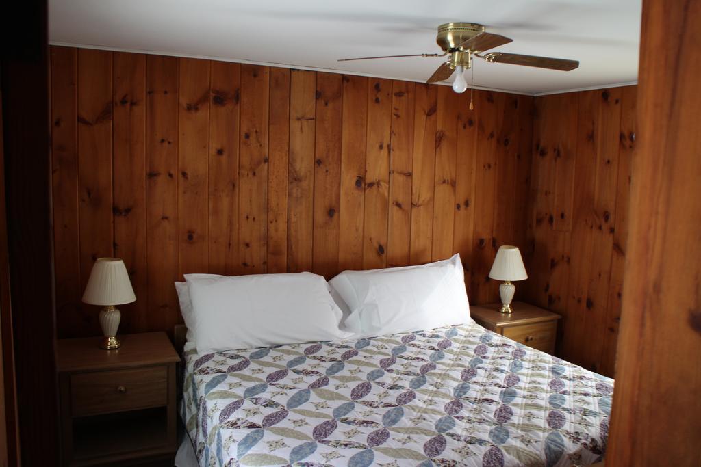 Pine Valley Cabins Thornton 部屋 写真
